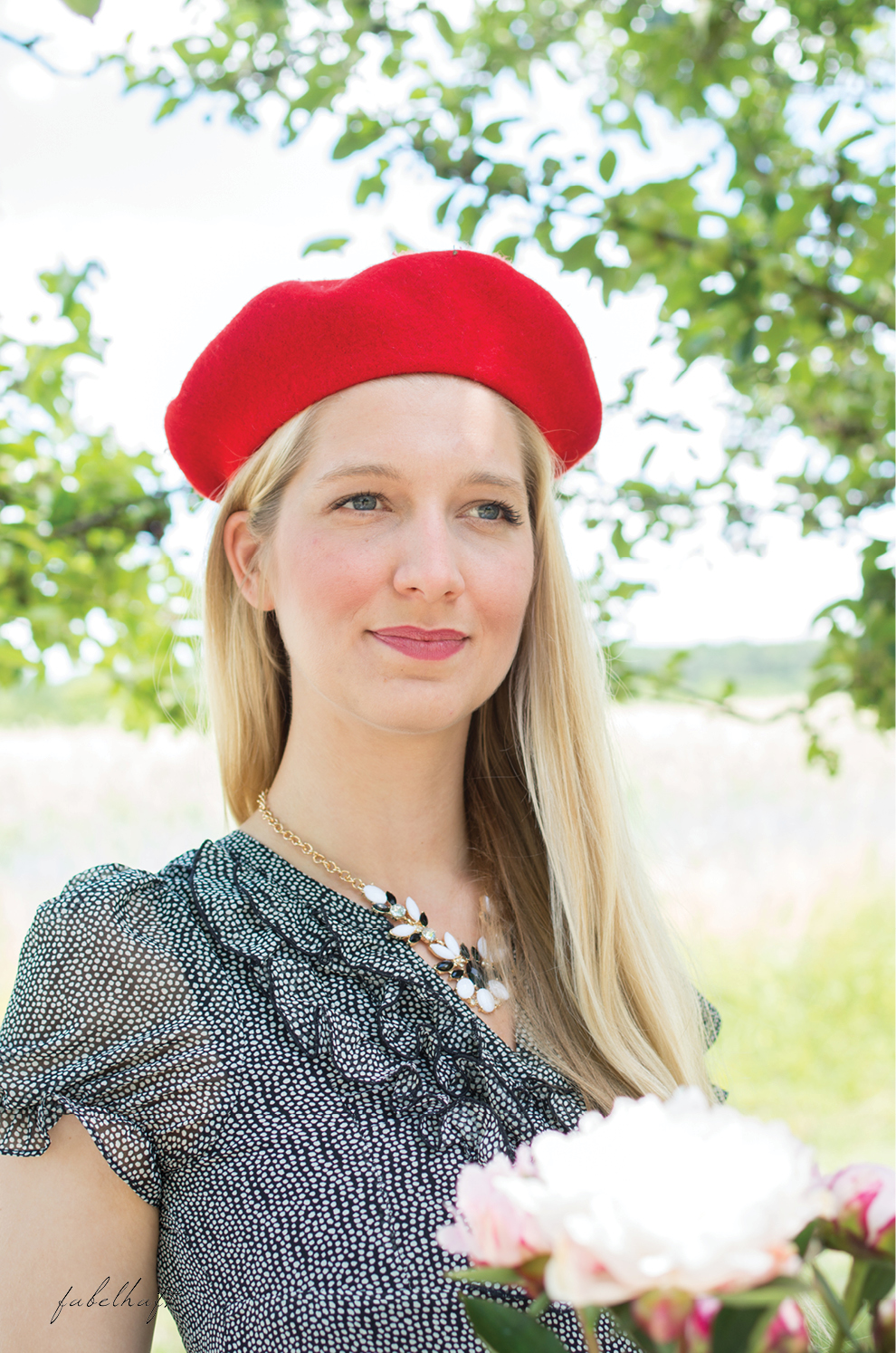 Miss Etoile Chiffon Kleid Parisien Baskenmütze Rot