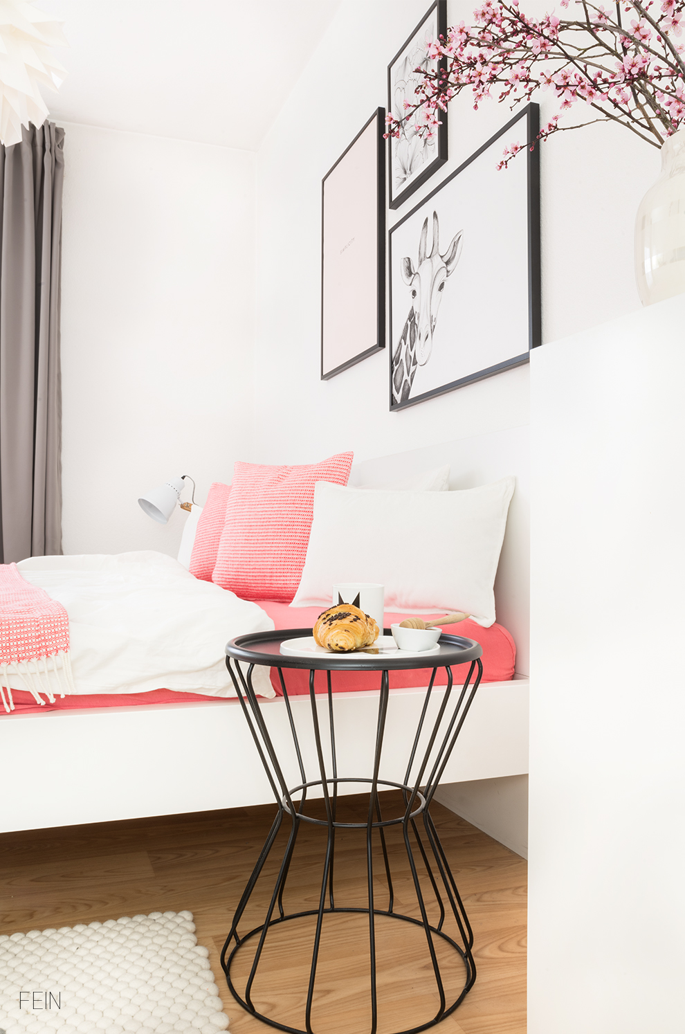 Pantone Living Coral Schlafzimmer