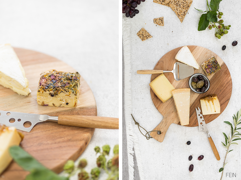 Wein und Käse im Herbst