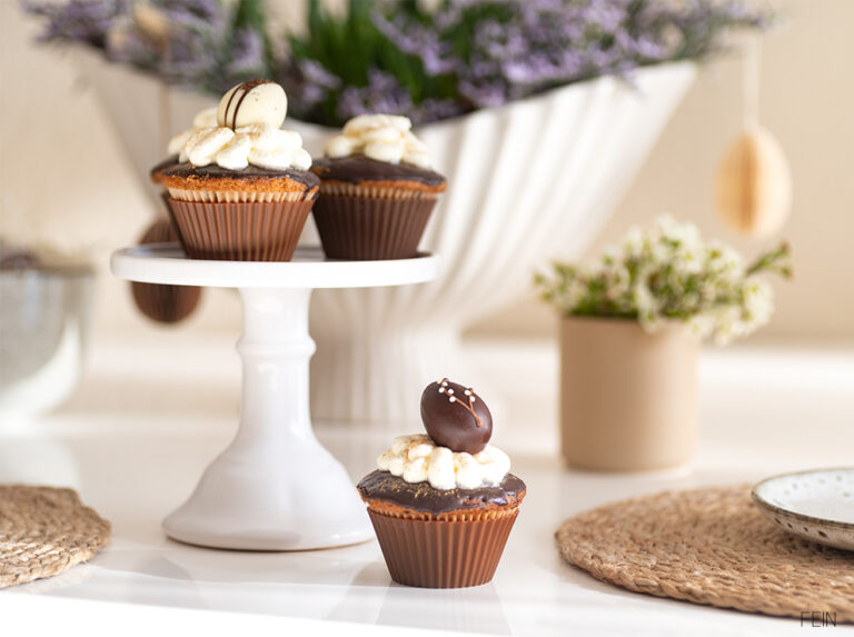 Osternest Cupcakes aus Schokolade und Creme - Fein und Fabelhaft