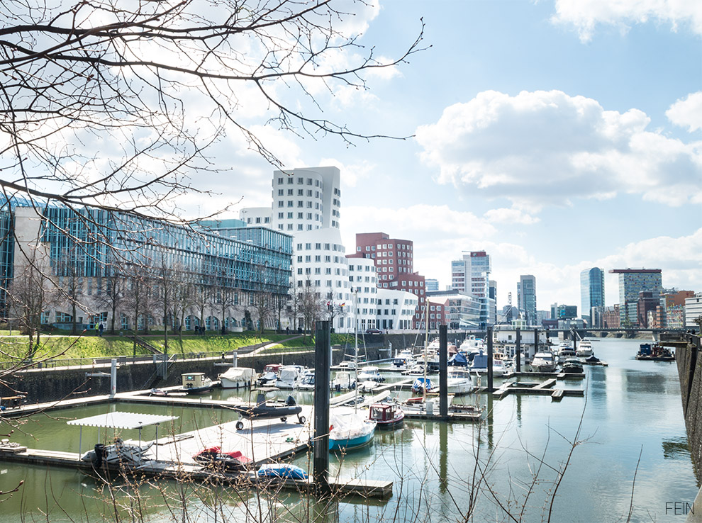 Medienhafen Düsseldorf Frank Gehry Dekonstruktivimus