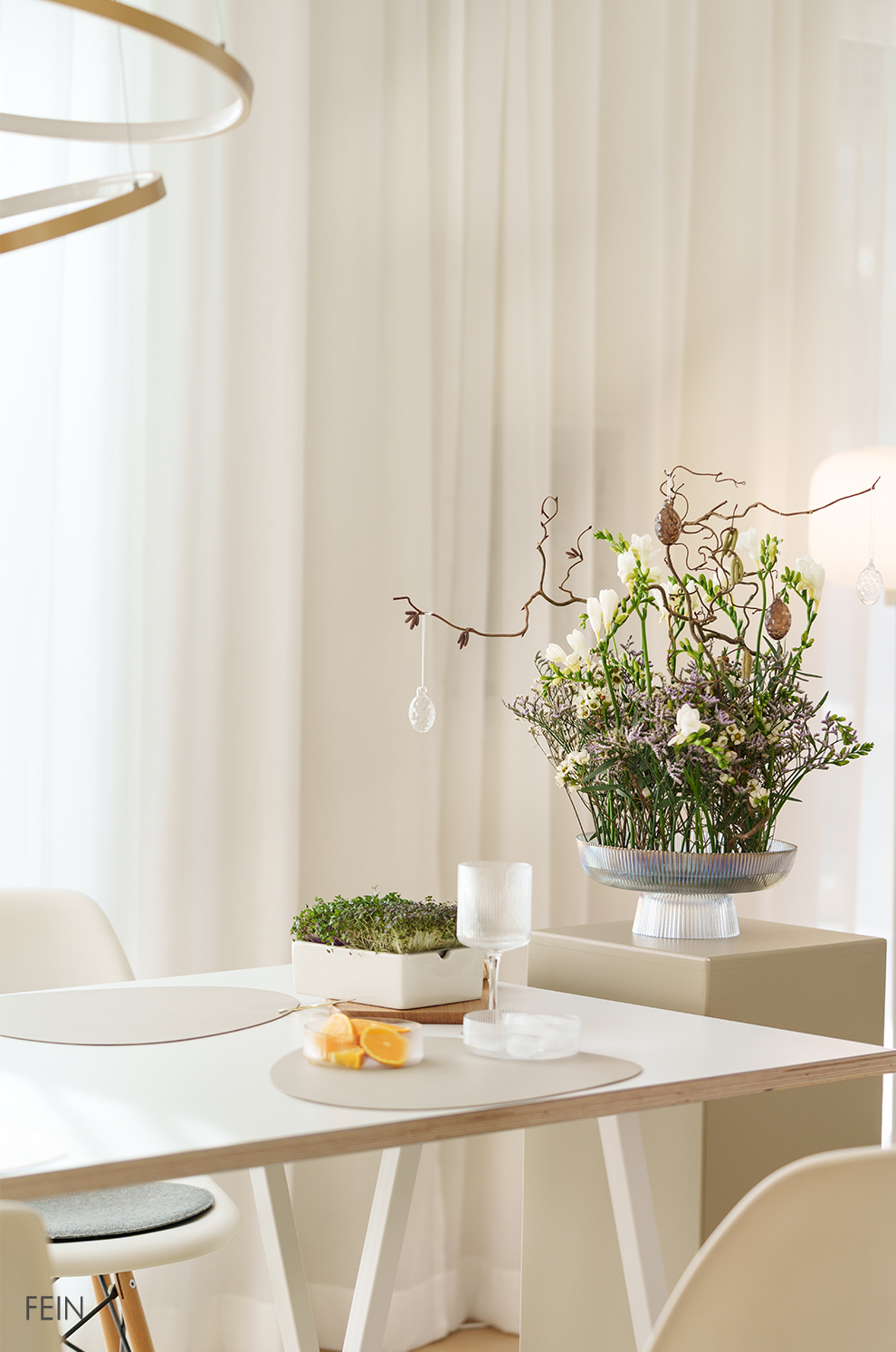 Osterbrunch Tisch Microgreens